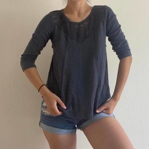 Grey basic everyday shirt Size medium